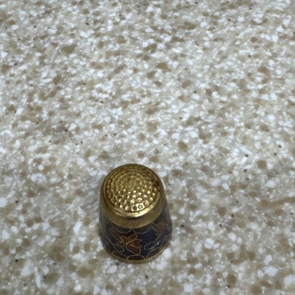 Vintage Thimble Cloisonne Gold Tone Enamel Inlay Blue Multicolor Flowers - Picture 5 of 6
